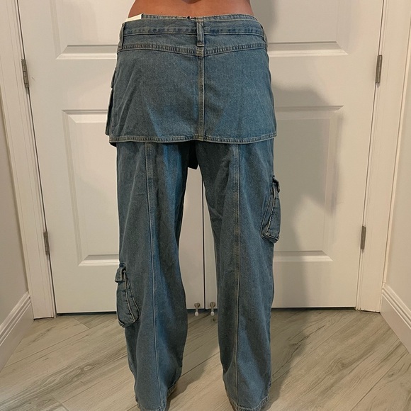 Urban Outfitters Utility Style Cargo Jeans - Picture 3 of 4